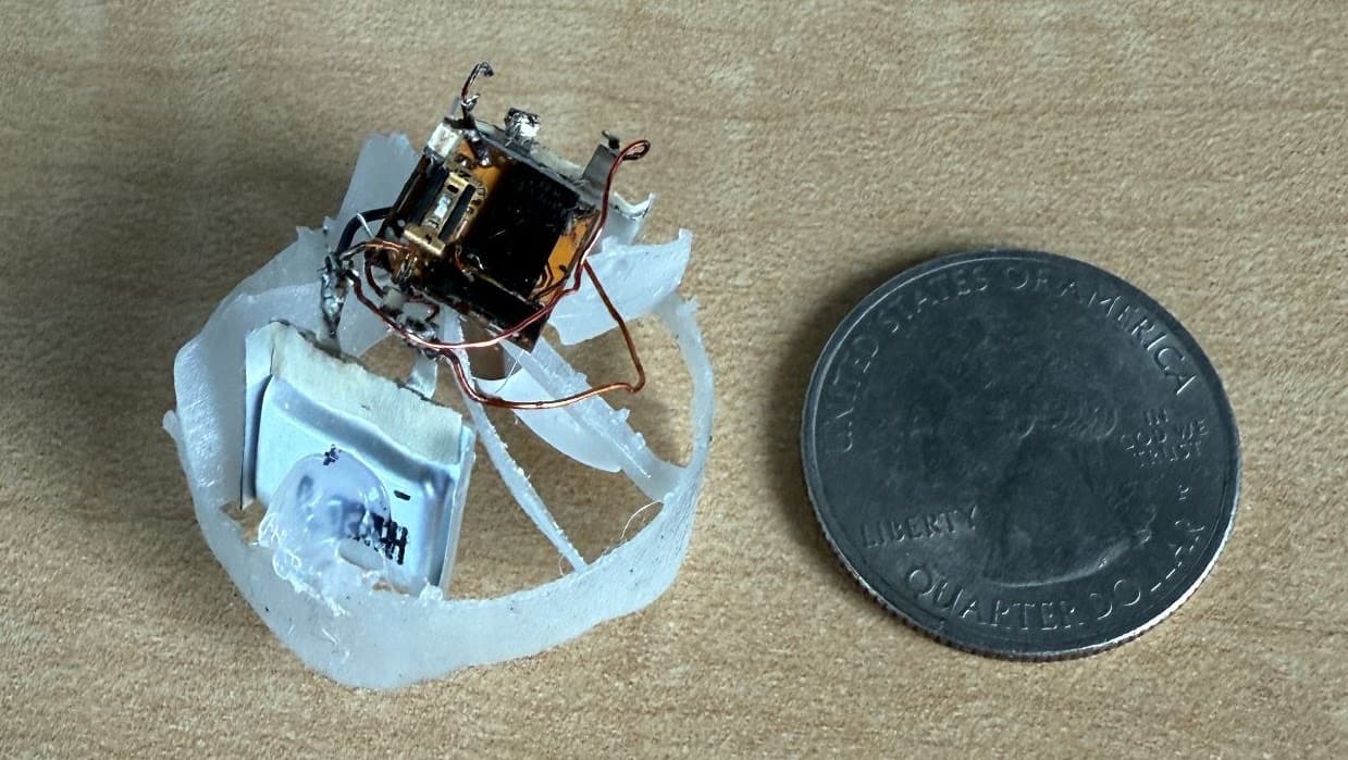 MiniP is a micro-aerial platform developed at ModLab that holds a Guinness World Record as the world’s smallest self-pow